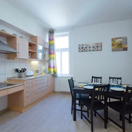 Apartment Modern Zborovska