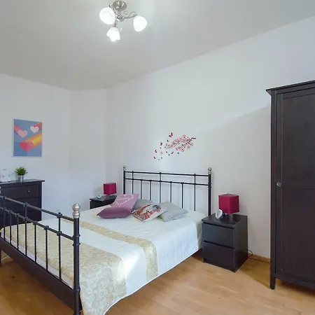 Modern Zborovska * פראג